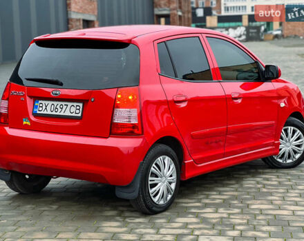 Красный Киа Пиканто, объемом двигателя 1.1 л и пробегом 138 тыс. км за 4333 $, фото 5 на Automoto.ua