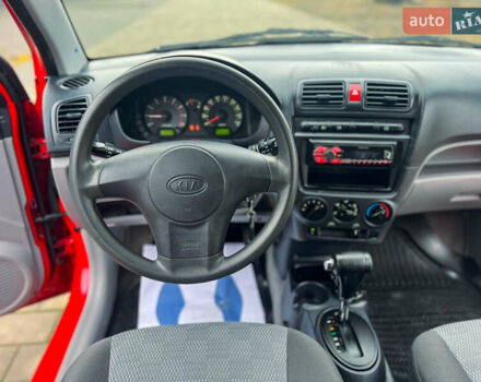 Красный Киа Пиканто, объемом двигателя 1.1 л и пробегом 138 тыс. км за 4333 $, фото 13 на Automoto.ua