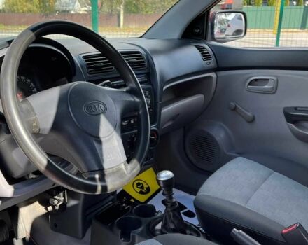 Красный Киа Пиканто, объемом двигателя 1.1 л и пробегом 188 тыс. км за 3700 $, фото 7 на Automoto.ua