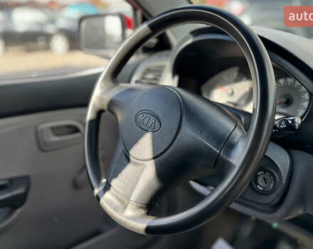 Красный Киа Пиканто, объемом двигателя 1.12 л и пробегом 188 тыс. км за 3700 $, фото 17 на Automoto.ua
