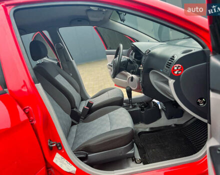 Красный Киа Пиканто, объемом двигателя 1.1 л и пробегом 138 тыс. км за 4333 $, фото 11 на Automoto.ua