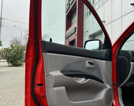 Красный Киа Пиканто, объемом двигателя 1.1 л и пробегом 119 тыс. км за 4999 $, фото 7 на Automoto.ua