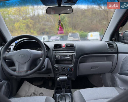 Красный Киа Пиканто, объемом двигателя 1.09 л и пробегом 173 тыс. км за 4650 $, фото 8 на Automoto.ua