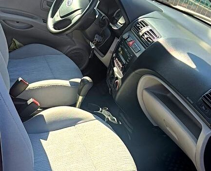 Красный Киа Пиканто, объемом двигателя 1.1 л и пробегом 62 тыс. км за 6000 $, фото 6 на Automoto.ua