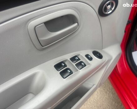 Червоний Кіа Піканто, об'ємом двигуна 1.1 л та пробігом 135 тис. км за 6390 $, фото 17 на Automoto.ua