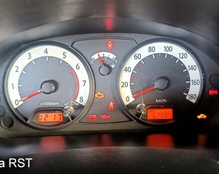 Красный Киа Пиканто, объемом двигателя 1.1 л и пробегом 62 тыс. км за 6000 $, фото 4 на Automoto.ua