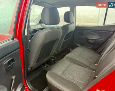 Красный Киа Пиканто, объемом двигателя 1.1 л и пробегом 142 тыс. км за 6350 $, фото 10 на Automoto.ua