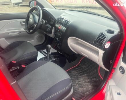 Червоний Кіа Піканто, об'ємом двигуна 1.1 л та пробігом 135 тис. км за 6390 $, фото 15 на Automoto.ua