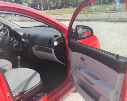 Красный Киа Пиканто, объемом двигателя 1.1 л и пробегом 160 тыс. км за 6297 $, фото 6 на Automoto.ua