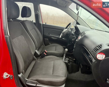 Красный Киа Пиканто, объемом двигателя 1.1 л и пробегом 142 тыс. км за 6350 $, фото 13 на Automoto.ua