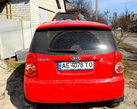Красный Киа Пиканто, объемом двигателя 1.1 л и пробегом 214 тыс. км за 4500 $, фото 2 на Automoto.ua
