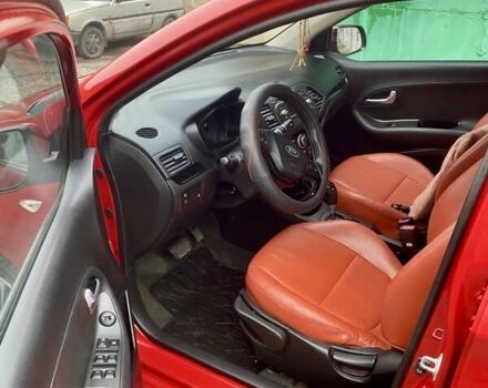 Червоний Кіа Піканто, об'ємом двигуна 1.25 л та пробігом 70 тис. км за 8100 $, фото 4 на Automoto.ua