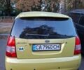Желтый Киа Пиканто, объемом двигателя 1.1 л и пробегом 134 тыс. км за 4400 $, фото 3 на Automoto.ua