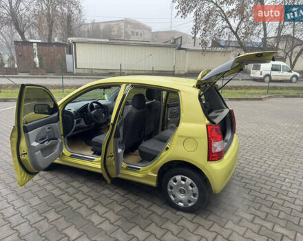 Жовтий Кіа Піканто, об'ємом двигуна 1.1 л та пробігом 120 тис. км за 5100 $, фото 18 на Automoto.ua