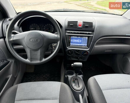 Желтый Киа Пиканто, объемом двигателя 1.1 л и пробегом 134 тыс. км за 5450 $, фото 27 на Automoto.ua