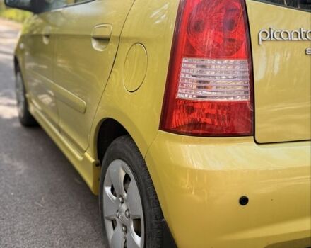 Жовтий Кіа Піканто, об'ємом двигуна 1.1 л та пробігом 153 тис. км за 4200 $, фото 8 на Automoto.ua