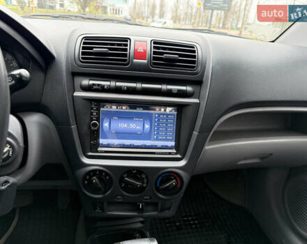 Желтый Киа Пиканто, объемом двигателя 1.1 л и пробегом 134 тыс. км за 5450 $, фото 23 на Automoto.ua