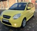 Жовтий Кіа Піканто, об'ємом двигуна 1.1 л та пробігом 135 тис. км за 5500 $, фото 1 на Automoto.ua
