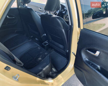 Желтый Киа Пиканто, объемом двигателя 1.25 л и пробегом 119 тыс. км за 7999 $, фото 14 на Automoto.ua