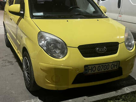 Желтый Киа Пиканто, объемом двигателя 1.09 л и пробегом 190 тыс. км за 4800 $, фото 1 на Automoto.ua