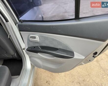 Серый Киа Пиканто, объемом двигателя 1.1 л и пробегом 145 тыс. км за 4950 $, фото 14 на Automoto.ua