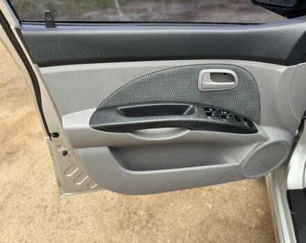 Сірий Кіа Піканто, об'ємом двигуна 1.1 л та пробігом 141 тис. км за 4950 $, фото 14 на Automoto.ua