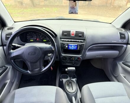 Сірий Кіа Піканто, об'ємом двигуна 1.1 л та пробігом 141 тис. км за 4950 $, фото 12 на Automoto.ua