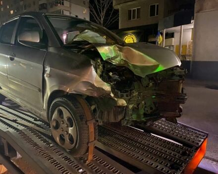 Сірий Кіа Піканто, об'ємом двигуна 0 л та пробігом 110 тис. км за 3333 $, фото 3 на Automoto.ua