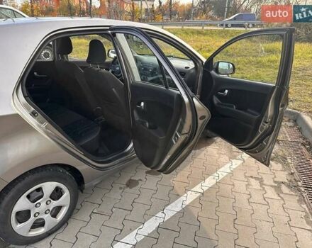 Серый Киа Пиканто, объемом двигателя 1.2 л и пробегом 169 тыс. км за 7000 $, фото 3 на Automoto.ua