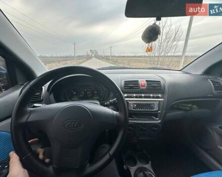 Синий Киа Пиканто, объемом двигателя 1.1 л и пробегом 156 тыс. км за 4800 $, фото 4 на Automoto.ua