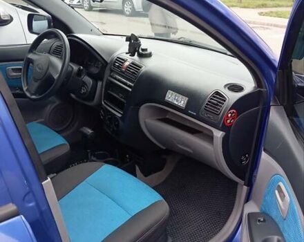 Синий Киа Пиканто, объемом двигателя 1.1 л и пробегом 166 тыс. км за 4600 $, фото 8 на Automoto.ua