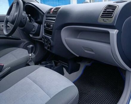 Синій Кіа Піканто, об'ємом двигуна 1 л та пробігом 152 тис. км за 4800 $, фото 12 на Automoto.ua