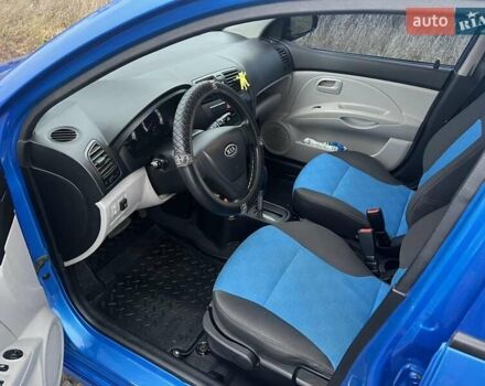 Синий Киа Пиканто, объемом двигателя 1.1 л и пробегом 150 тыс. км за 5800 $, фото 8 на Automoto.ua