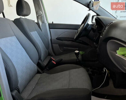 Зеленый Киа Пиканто, объемом двигателя 1.12 л и пробегом 106 тыс. км за 4000 $, фото 9 на Automoto.ua