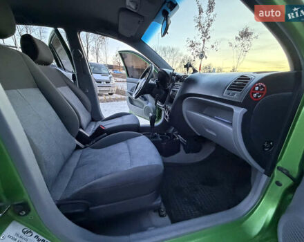 Кіа Піканто 2007 у Львові на Automoto.ua Зелений Кіа Піканто, об'ємом двигуна 1.1 л та пробігом 180 тис. км за 4250 $, фото 23 на Automoto.ua