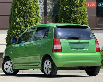 Зелений Кіа Піканто, об'ємом двигуна 1.1 л та пробігом 117 тис. км за 5750 $, фото 3 на Automoto.ua