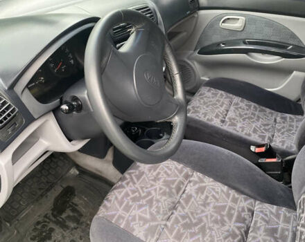 Зелений Кіа Піканто, об'ємом двигуна 1.09 л та пробігом 222 тис. км за 3950 $, фото 5 на Automoto.ua