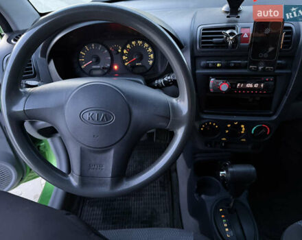 Кіа Піканто 2007 у Львові на Automoto.ua Зелений Кіа Піканто, об'ємом двигуна 1.1 л та пробігом 180 тис. км за 4250 $, фото 25 на Automoto.ua