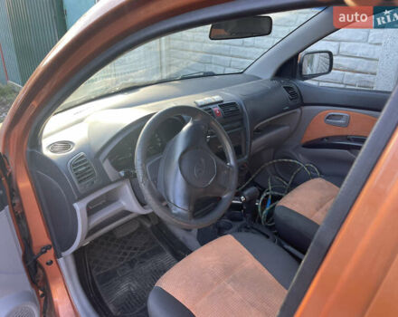 Помаранчевий Кіа Піканто, об'ємом двигуна 1.1 л та пробігом 240 тис. км за 1500 $, фото 4 на Automoto.ua
