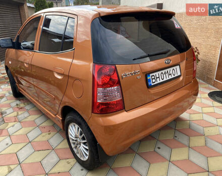 Кіа Піканто 2006 у Одесі на Automoto.ua Помаранчевий Кіа Піканто, об'ємом двигуна 1.1 л та пробігом 123 тис. км за 5200 $, фото 4 на Automoto.ua