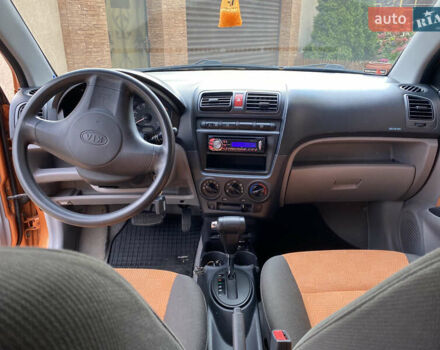 Кіа Піканто 2006 у Одесі на Automoto.ua Помаранчевий Кіа Піканто, об'ємом двигуна 1.1 л та пробігом 123 тис. км за 5200 $, фото 15 на Automoto.ua