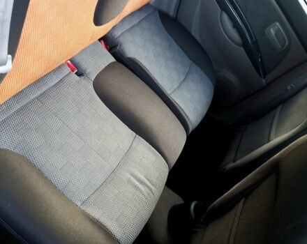 Оранжевый Киа Пиканто, объемом двигателя 1 л и пробегом 175 тыс. км за 4600 $, фото 3 на Automoto.ua