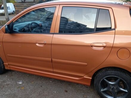 Оранжевый Киа Пиканто, объемом двигателя 1 л и пробегом 170 тыс. км за 4700 $, фото 1 на Automoto.ua