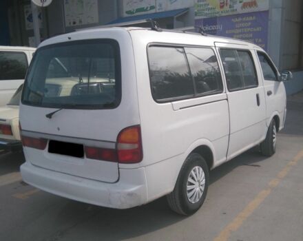 Білий Кіа Преджіо, об'ємом двигуна 3 л та пробігом 300 тис. км за 1140 $, фото 1 на Automoto.ua