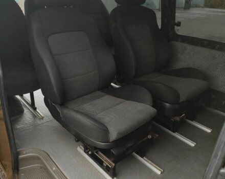 Жовтий Кіа Преджіо, об'ємом двигуна 2.5 л та пробігом 430 тис. км за 5100 $, фото 8 на Automoto.ua