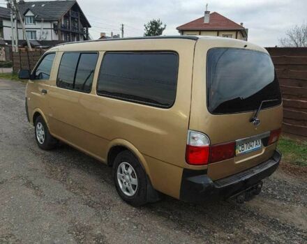 Жовтий Кіа Преджіо, об'ємом двигуна 2.5 л та пробігом 430 тис. км за 5100 $, фото 4 на Automoto.ua