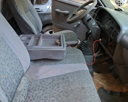 Серый Киа Преджио, объемом двигателя 2.7 л и пробегом 10 тыс. км за 3480 $, фото 4 на Automoto.ua