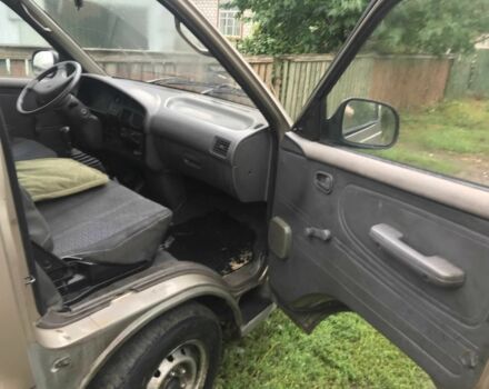 Киа Преджио 2003 в Смеле на Automoto.ua Серый Киа Преджио, объемом двигателя 2.5 л и пробегом 250 тыс. км за 2400 $, фото 4 на Automoto.ua