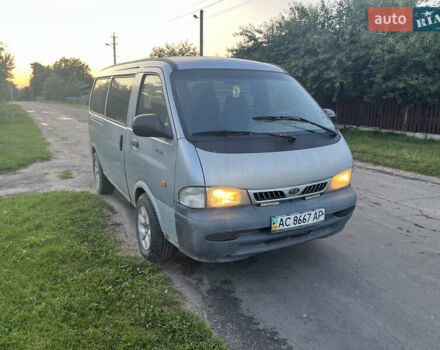 Сірий Кіа Преджіо, об'ємом двигуна 2.5 л та пробігом 300 тис. км за 2550 $, фото 1 на Automoto.ua
