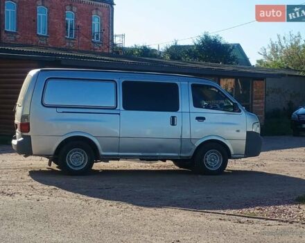 Серый Киа Преджио, объемом двигателя 2.5 л и пробегом 330 тыс. км за 4333 $, фото 5 на Automoto.ua